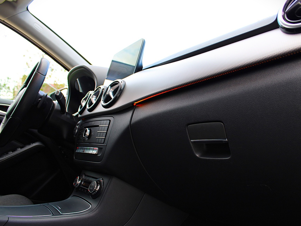 Mercedes B180d AMG 24.10.26 14