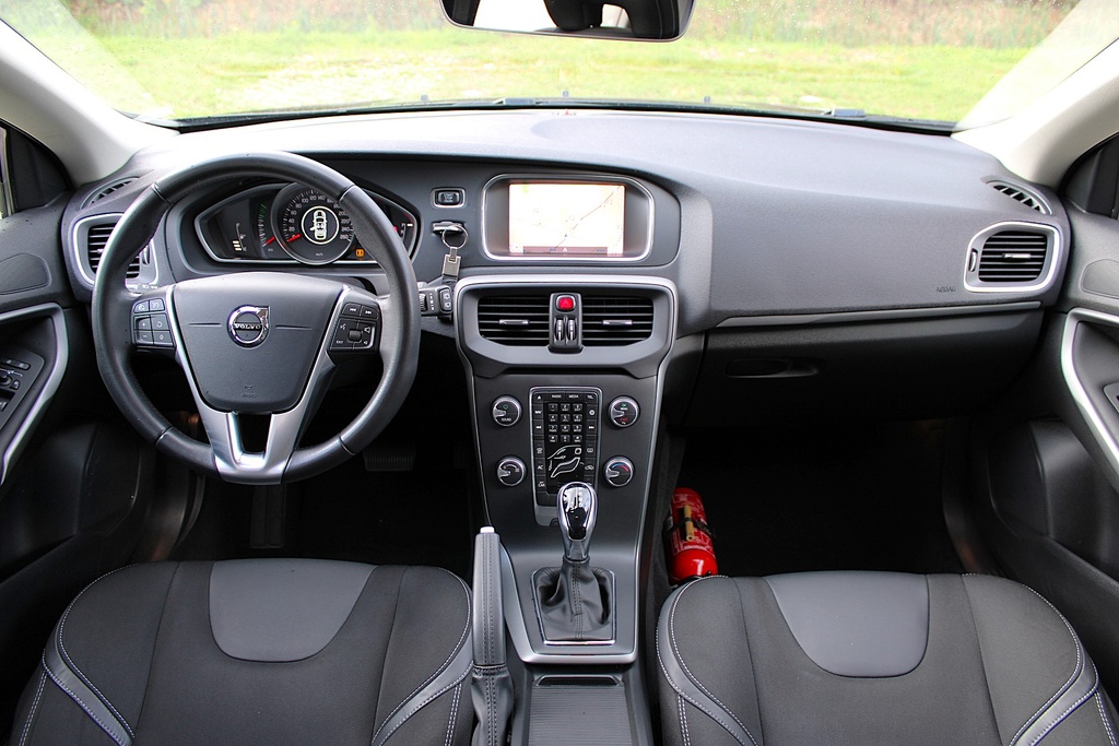 Volvo V40 29.10.26 11