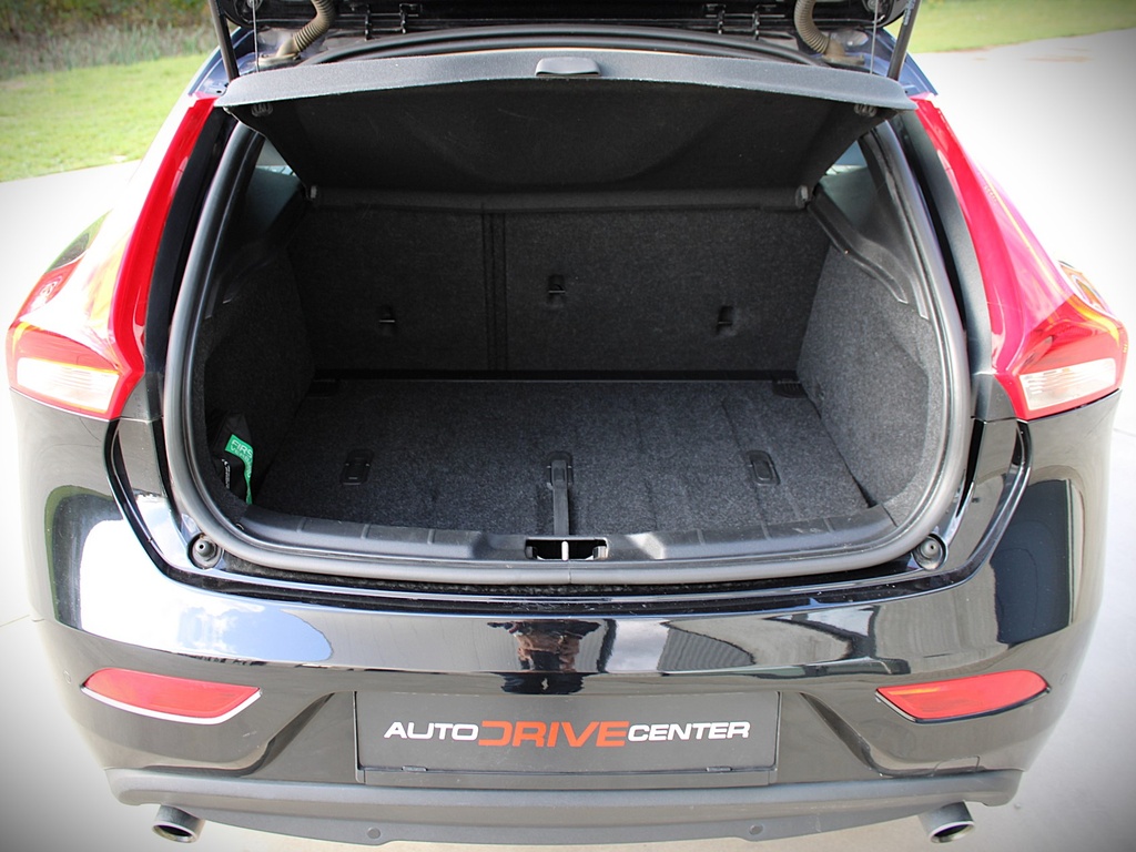 Volvo V40 29.10.26 17